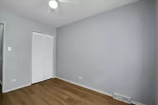 8853 S Halsted St, Chicago, IL 60620 - Photo 12