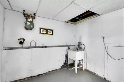 8853 S Halsted Street, Chicago, IL 60620 - Photo 20