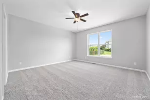 151 Quinlan Ave, Dekalb, IL 60115 - Photo 20