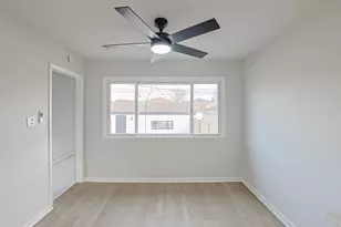 371 Bensley Ave, Calumet City, IL 60409 - Photo 8