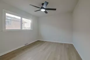 371 Bensley Ave, Calumet City, IL 60409 - Photo 16