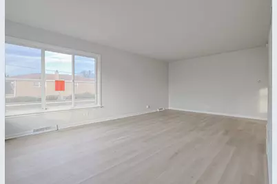 371 Bensley Avenue, Calumet City, IL 60409 - Photo 12