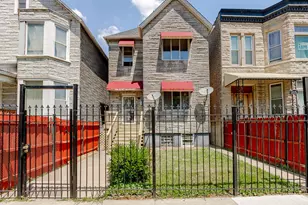 648 W 60th St, Chicago, IL 60621 - Photo 2