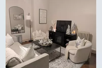 328 W Saint Charles Road, Lombard, IL 60148 - Photo 2