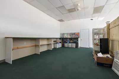 3929 Broadway, Rockford, IL 61108 - Photo 8