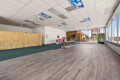 3929 Broadway, Rockford, IL 61108 - Photo 2