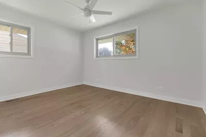 301 Lance Drive, Des Plaines, IL 60016 - Photo 16