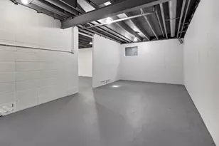 301 Lance Dr, Des Plaines, IL 60016 - Photo 20