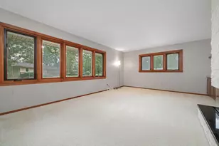 6471 Myrtle Ln, Rockford, IL 61108 - Photo 8