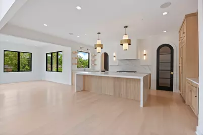 11901 Heritage Drive, Burr Ridge, IL 60527 - Photo 6