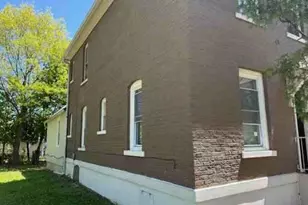 1617 Grove Ave, North Chicago, IL 60064 - Photo 4