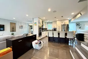 1105 Wilmington Ln, Hoffman Estates, IL 60169 - Photo 6