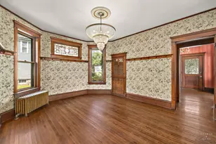 84 N Walkup Ave, Crystal Lake, IL 60014 - Photo 10