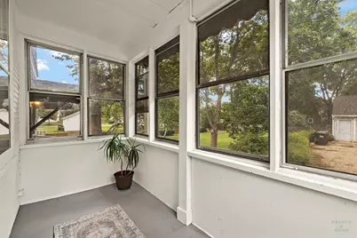 84 N Walkup Avenue, Crystal Lake, IL 60014 - Photo 26