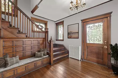 84 N Walkup Avenue, Crystal Lake, IL 60014 - Photo 4