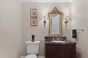 1300 Hackberry Ln, Winnetka, IL 60093 - Photo 32