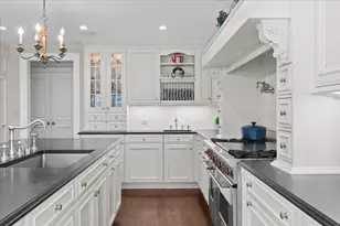 1300 Hackberry Ln, Winnetka, IL 60093 - Photo 10