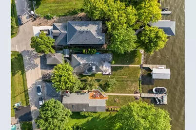 1515 N River Road, McHenry, IL 60051 - Photo 14