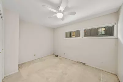 1515 N River Road, McHenry, IL 60051 - Photo 24