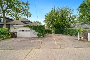 1515 N River Rd, McHenry, IL 60051 - Photo 6