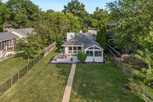 1515 N River Rd, McHenry, IL 60051 - Photo 16