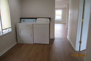 4215 W 87th St, Hometown, IL 60456 - Photo 12