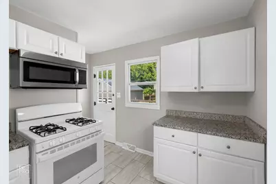 963 Campbell Street, Joliet, IL 60435 - Photo 6