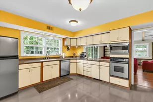 1202 Foothill Dr, Champaign, IL 61821 - Photo 12