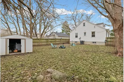 808 W William Street, Monticello, IL 61856 - Photo 30