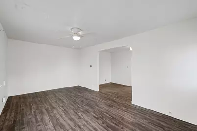 808 W William Street, Monticello, IL 61856 - Photo 4