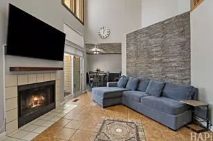 902 Huntington Dr, Elk Grove Village, IL 60007 - Photo 6