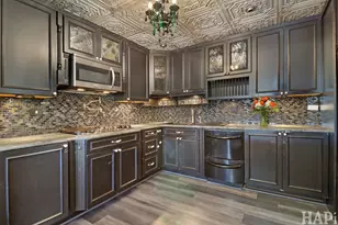 902 Huntington Dr, Elk Grove Village, IL 60007 - Photo 12