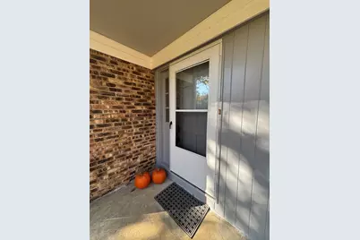 104 E Louis Avenue, Lake Forest, IL 60045 - Photo 4