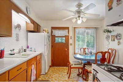 4034 Denley Avenue, Schiller Park, IL 60176 - Photo 6