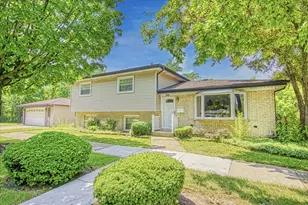 4034 Denley Ave, Schiller Park, IL 60176 - Photo 1