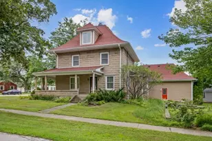 190 Grove Ave, Hampshire, IL 60140 - Photo 2