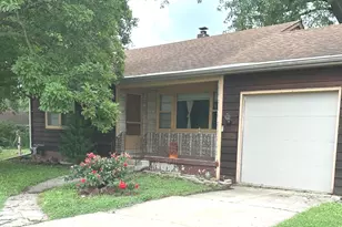 932 25th St, Lasalle, IL 61301 - Photo 1