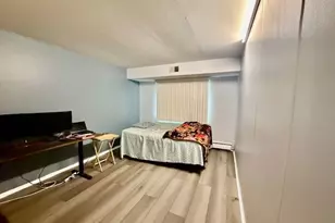 2443 E Brandenberry Ct, Arlington Heights, IL 60004 - Photo 18