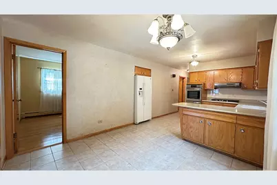 5219 N Bernard Street #1, Chicago, IL 60625 - Photo 8