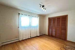 5219 N Bernard St, Chicago, IL 60625 - Photo 12