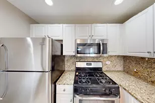 6238 26th St, Berwyn, IL 60402 - Photo 8