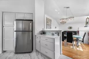 1355 Georgetown Dr, Batavia, IL 60510 - Photo 8