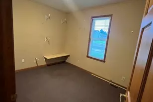 2302 4th St, Peru, IL 61354 - Photo 10