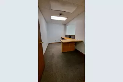 1222 Shooting Park Road, Peru, IL 61354 - Photo 8