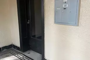 8116 S Ingleside Ave, Chicago, IL 60619 - Photo 2