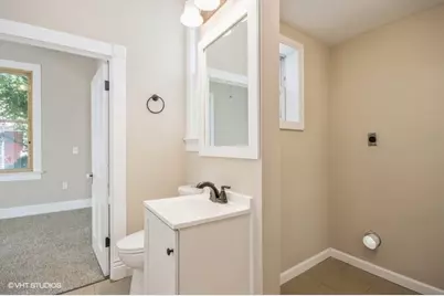 304 Buena Vista Avenue, Pekin, IL 61554 - Photo 8