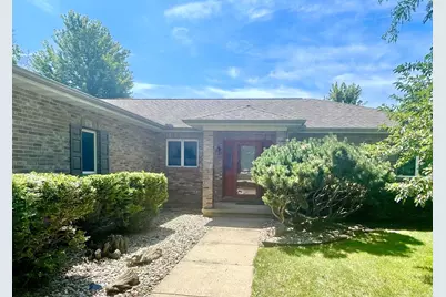 210 Mary Senica Court, Lasalle, IL 61301 - Photo 4