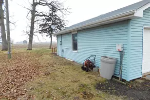 211 Oak St, Big Rock, IL 60511 - Photo 22