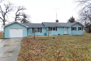 211 Oak St, Big Rock, IL 60511 - Photo 1