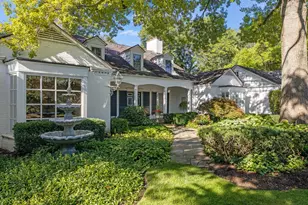 410 Rollingwood Ln, Joliet, IL 60431 - Photo 2